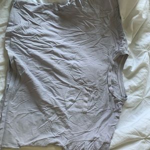 American Eagle cropped T size medium